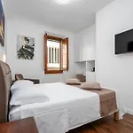 Annetta's House