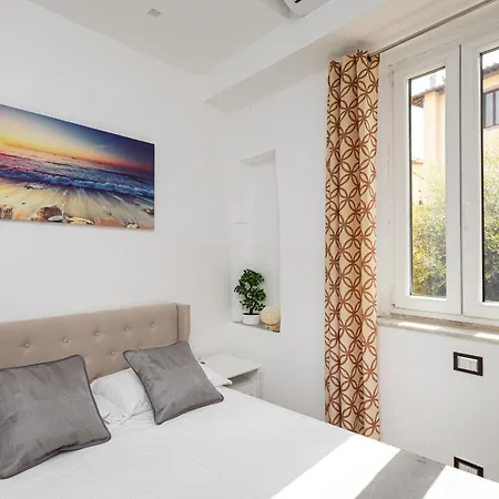 Annetta's House 3*