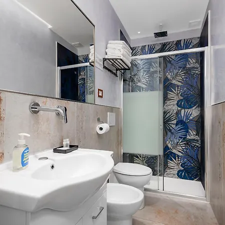 Annetta's House 3*